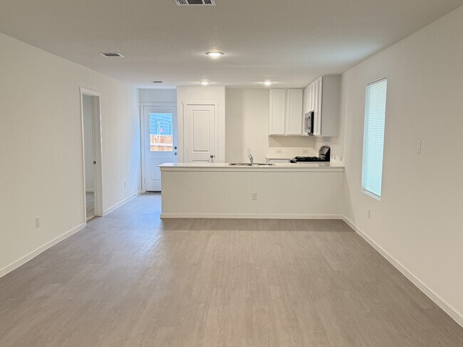 Living Room - 2863 Red Diamond