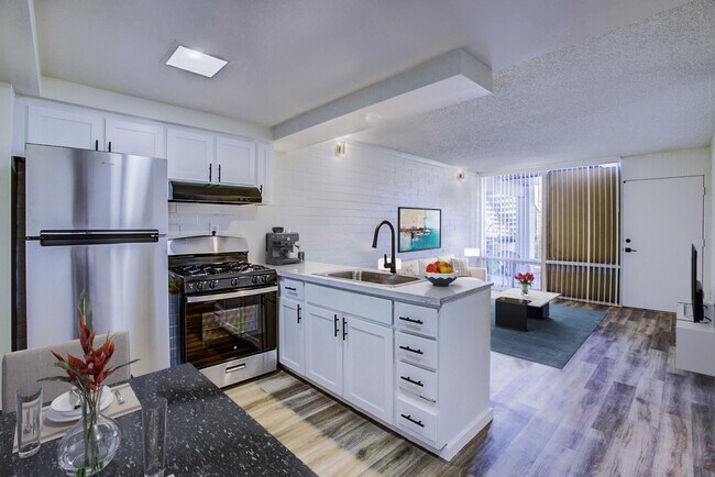 South Edge Apartments - South Edge Apartments