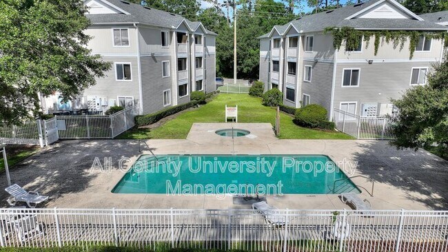 Photo - 4000 SW 23rd St Unit 3-202