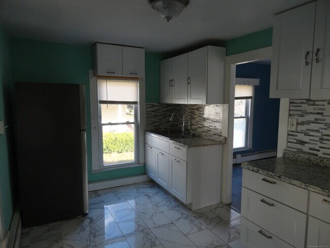 Photo - 177 E Pearl St