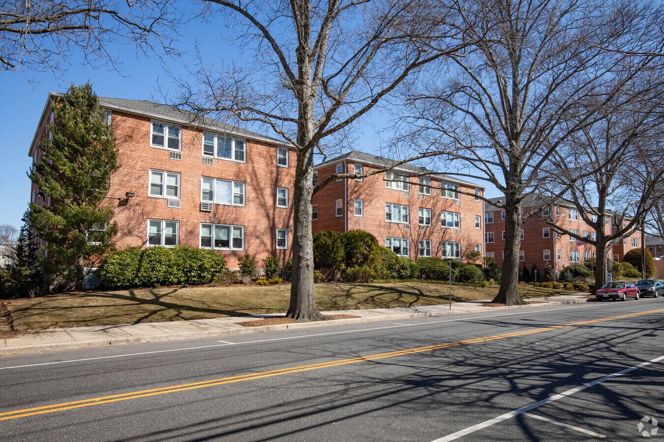 Photo - The Crescent