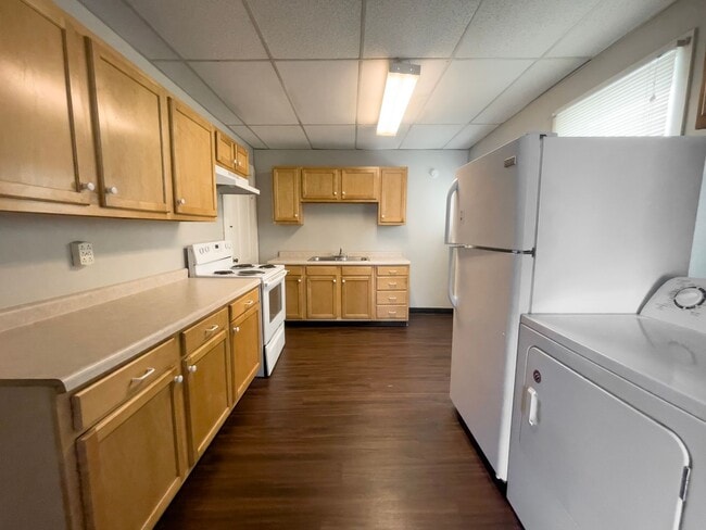 Building Photo - 824 W University Ave Unit 824 W University Ave