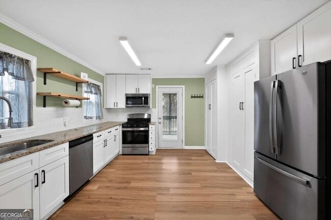 Photo - 871 Hargis St SE