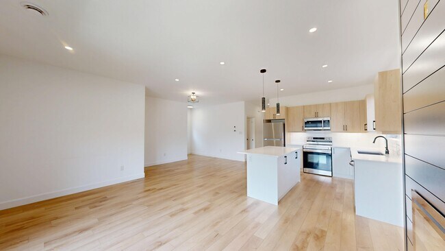 Photo - For Lease – Modern 3 Bedroom, 2 Bathroom Upper Unit Unit A ( Upper )