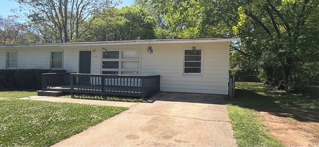 Photo - 3058 Boswell Dr NW