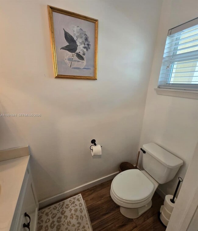 Photo - 806 SE 14th St