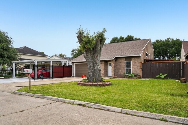 Photo - 9721 Debbie Ln