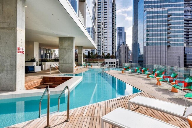 Photo - 301 West Ave Unit 1703