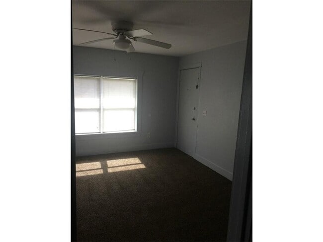 Quad; 2 bedroom, 2nd floor unit - Quad; 2 bedroom, 2nd floor unit House