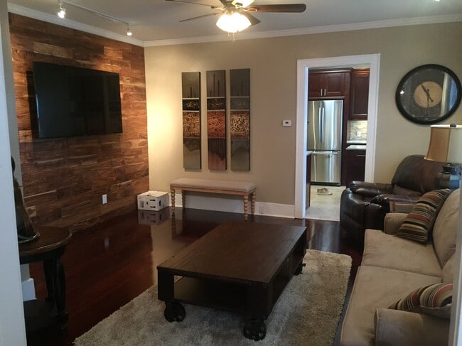 Building Photo - 1214 Park Ave Unit 1