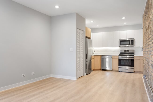 Photo - 7383 N Damen Ave Unit 2E