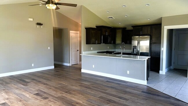 Photo - Fantastic 3 Bedroom 2 Bath House in Green!