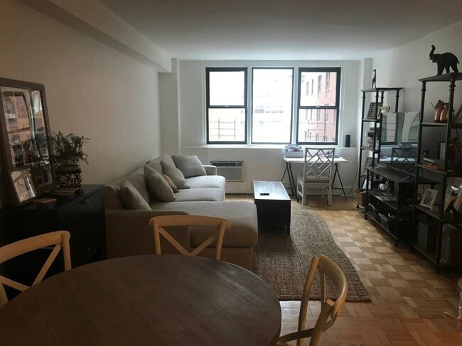 Photo - East 79th Street Unit 8W