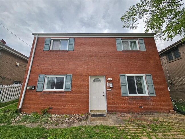 Photo - 4461 Highridge St