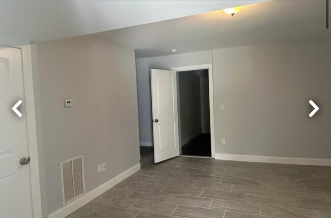 Photo - 29 Russell Ave