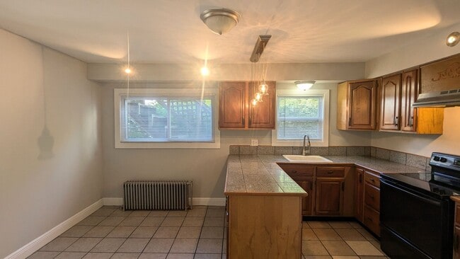 Photo - 2 Silver Pl Unit 2-1 Silver Place