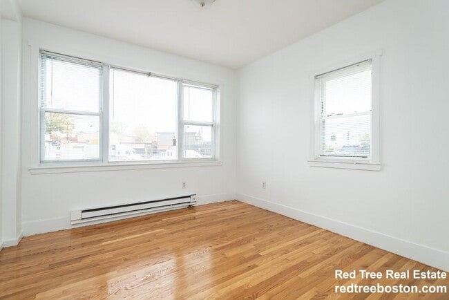 Building Photo - 289 Hancock St Unit 1 Rental