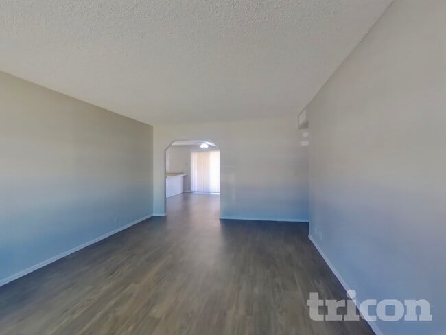 Photo - 313 W Nopal Pl