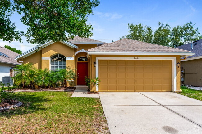Building Photo - 1605 Scotch Pine Dr Rental
