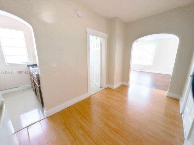 Photo - 428 SW 9th St Unit 12