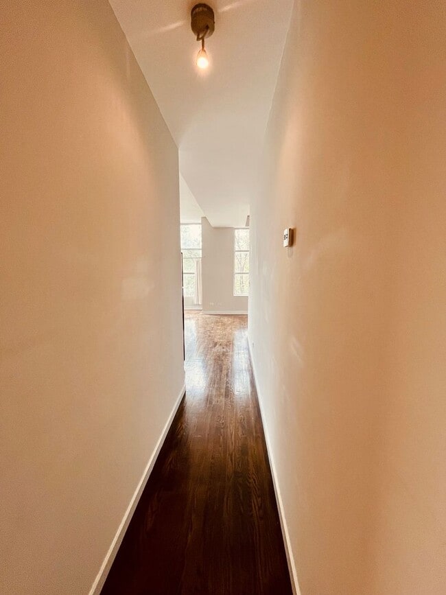 Photo - 2824 W Armitage Ave Unit 2F