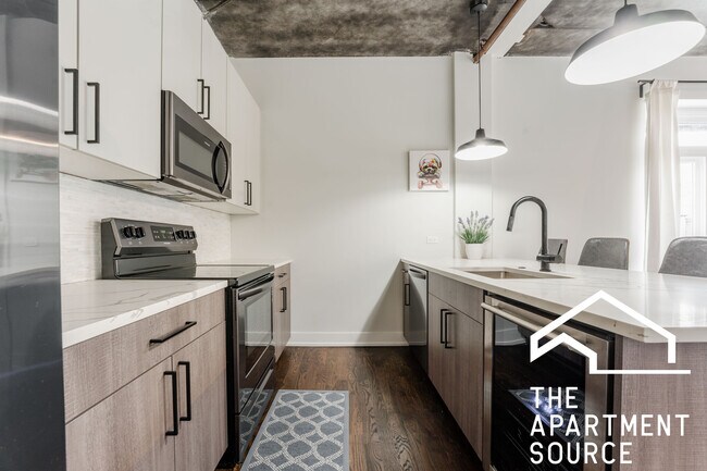 Photo - 4730 N Sheridan Rd Unidad D