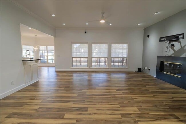 Photo - 4518 Olive Tree Ave