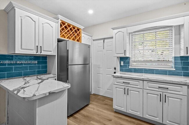 Photo - 3610 SW 3rd Ave Unit 3610