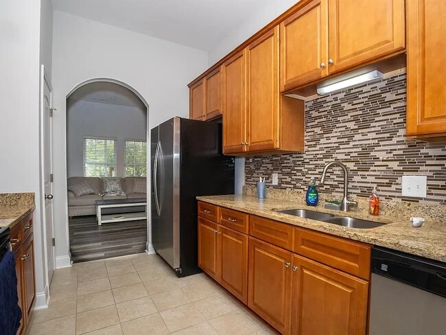 Photo - 1805 Low Country Pl