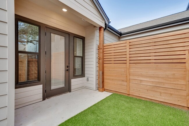 Photo - 1601 Mustang Dr