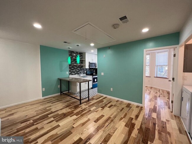 Photo - 623 S 4th St Unit 3