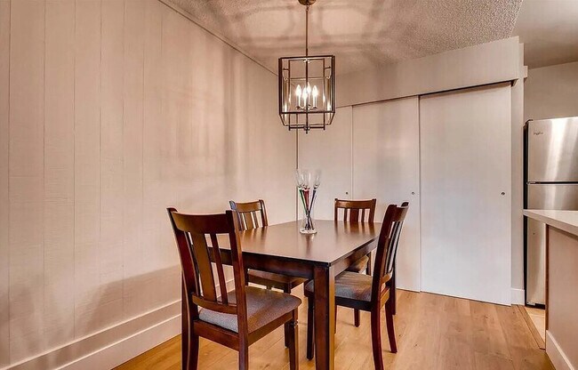 6236 137th Pl NE Unit 1BR-1BA Townhouse layout condo