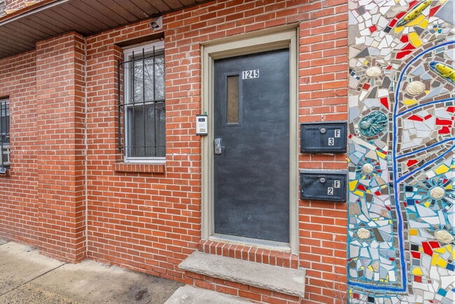 Photo - 1183 S 13th St