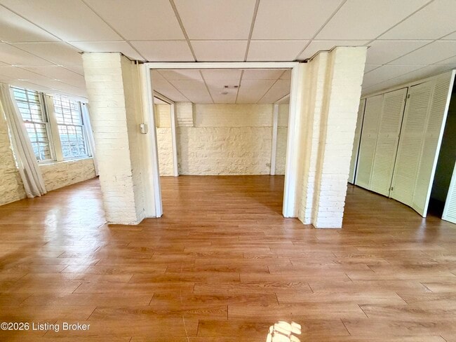Photo - 500 Belgravia Ct Unit 4