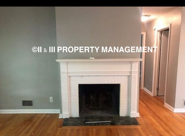 Photo - 2001 W 85th Terrace