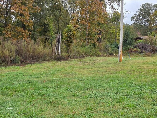 Photo - 3300 Blue Hill Rd