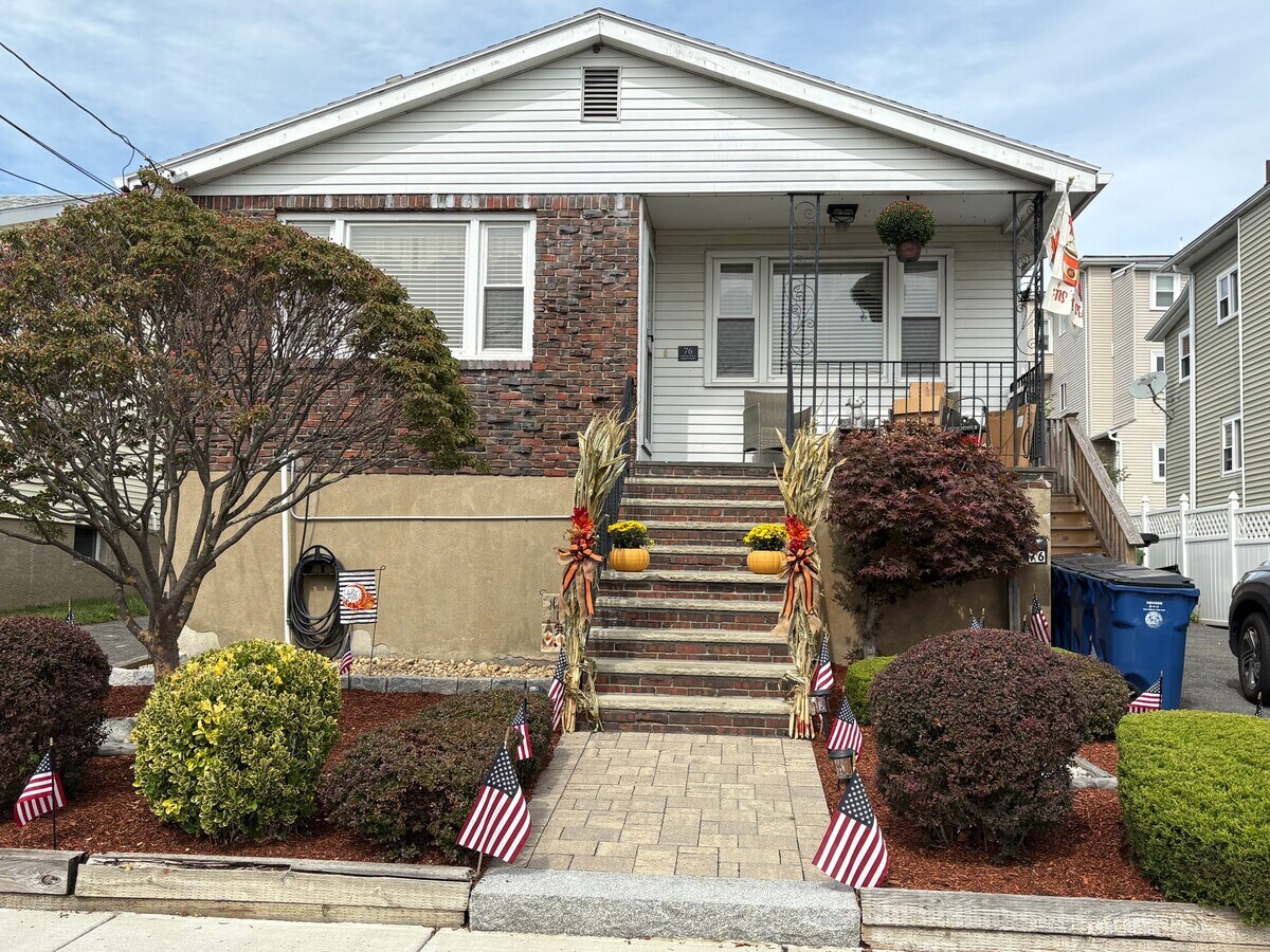 Photo - 76 Ambrose St Unidad B