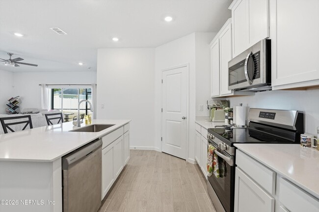 Photo - 1479 Lachlan Cir