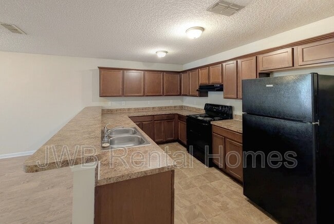 Photo - 5489 Village Pond Ct