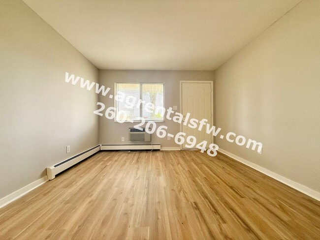 Photo - 901-931 West Brookwood Court Unidad 915 W Brookwood Ct