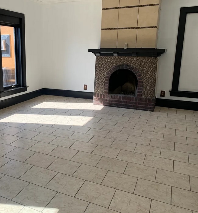 520 S 2nd St Unidad 520 1/2 S 2nd ST
