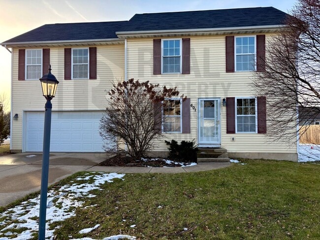 Photo - Sunlight, Space, and a Backyard Made for Gathering - 4 bed/2.5 bath