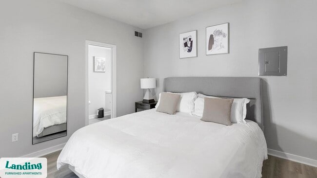 Photo - 5301 Overton Ridge Blvd Unidad 1915.1404368
