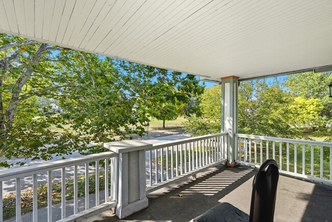 Photo - 1714 Castle Ave Unit Upper