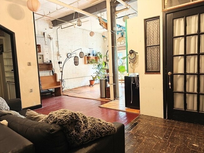 Photo - 226 Pearl St Unidad 1R