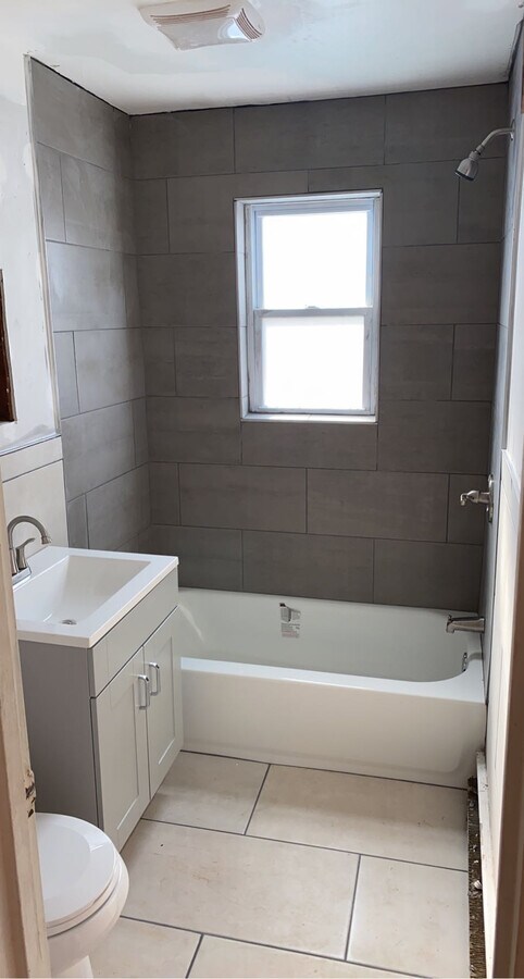 Photo - 309 E 22nd St House