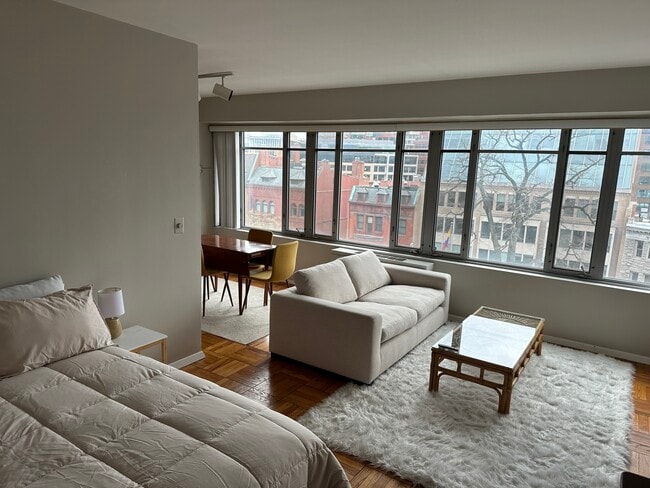 Building Photo - 1711 Massachusetts Ave NW Unit 607