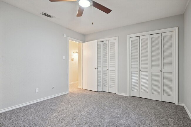 Forest Ridge Apartments Denton, TX- 1110 Guest Bedroom - Forest Ridge Apartments