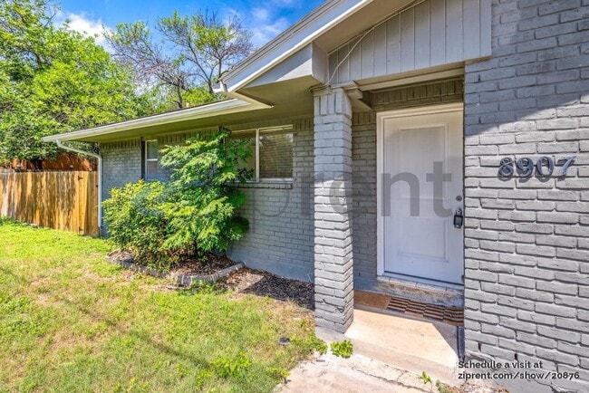 Photo - 8907 Reininger Dr