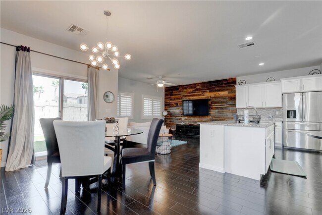 Building Photo - 48 Jasmine Point St